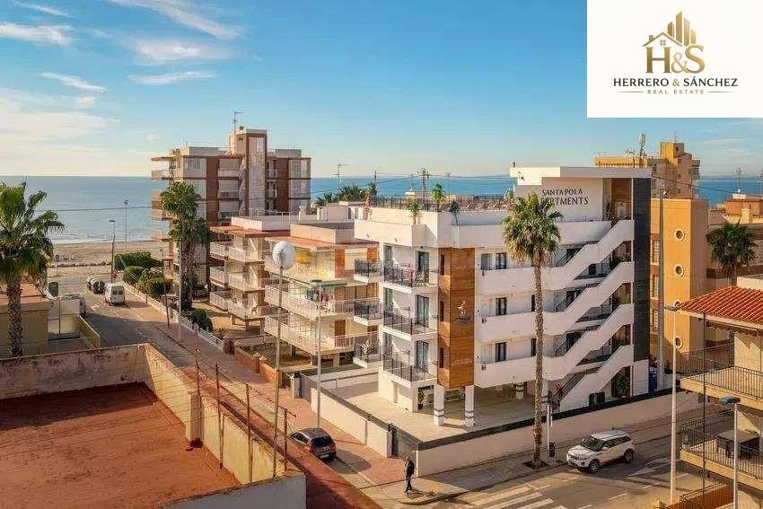 EDIFICIO DE APARTAMENTOS EN VENTA – CALLE HELLÍN – SANTA POLA (A 50 M DE GRAN PLAYA)