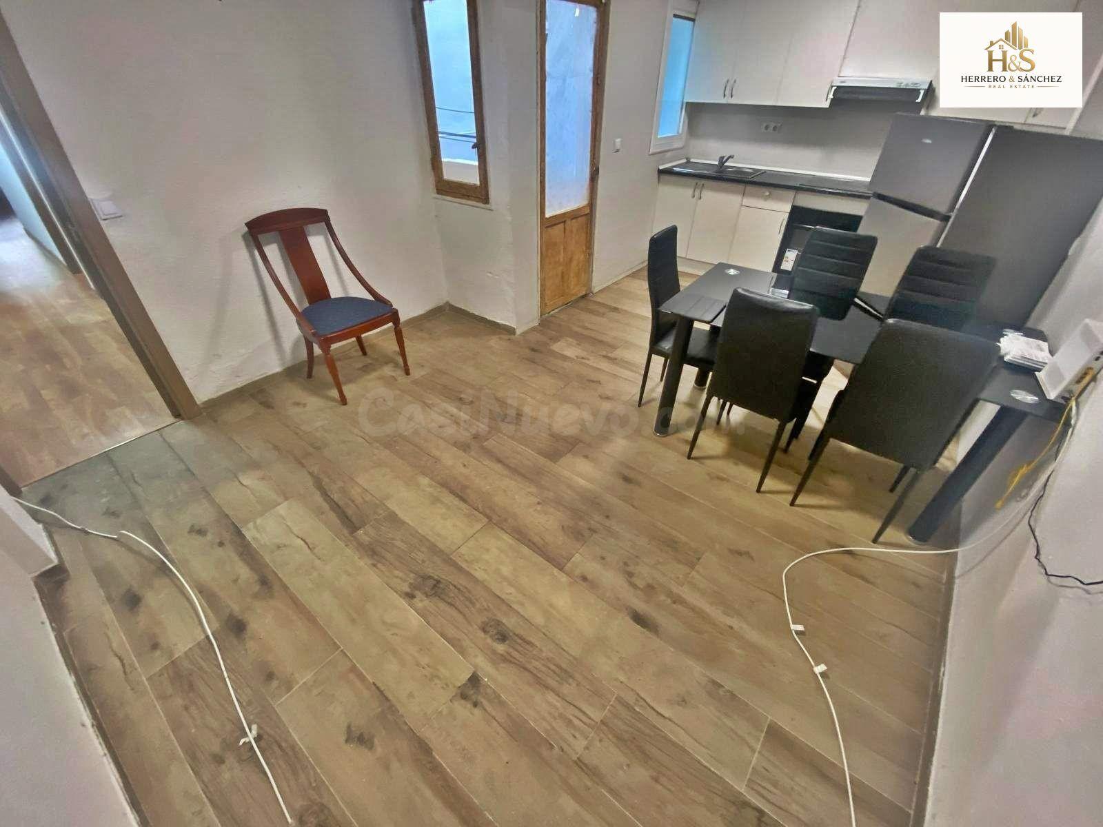 VENTA DE PISO EN LA CALLE ALONSO CANO - CAROLINAS ALTAS - ALICANTE