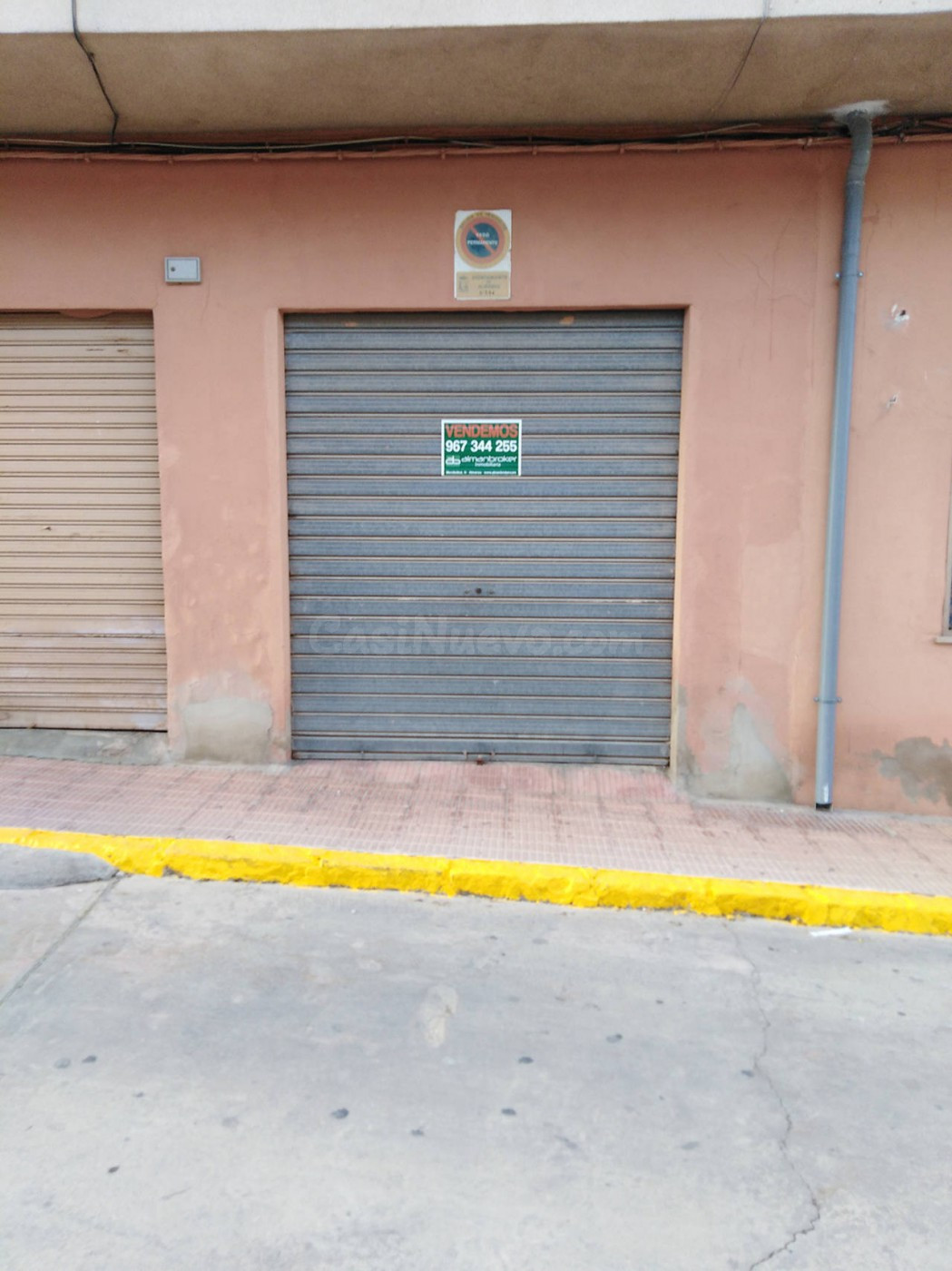 Garaje 18m² en venta - Almansa