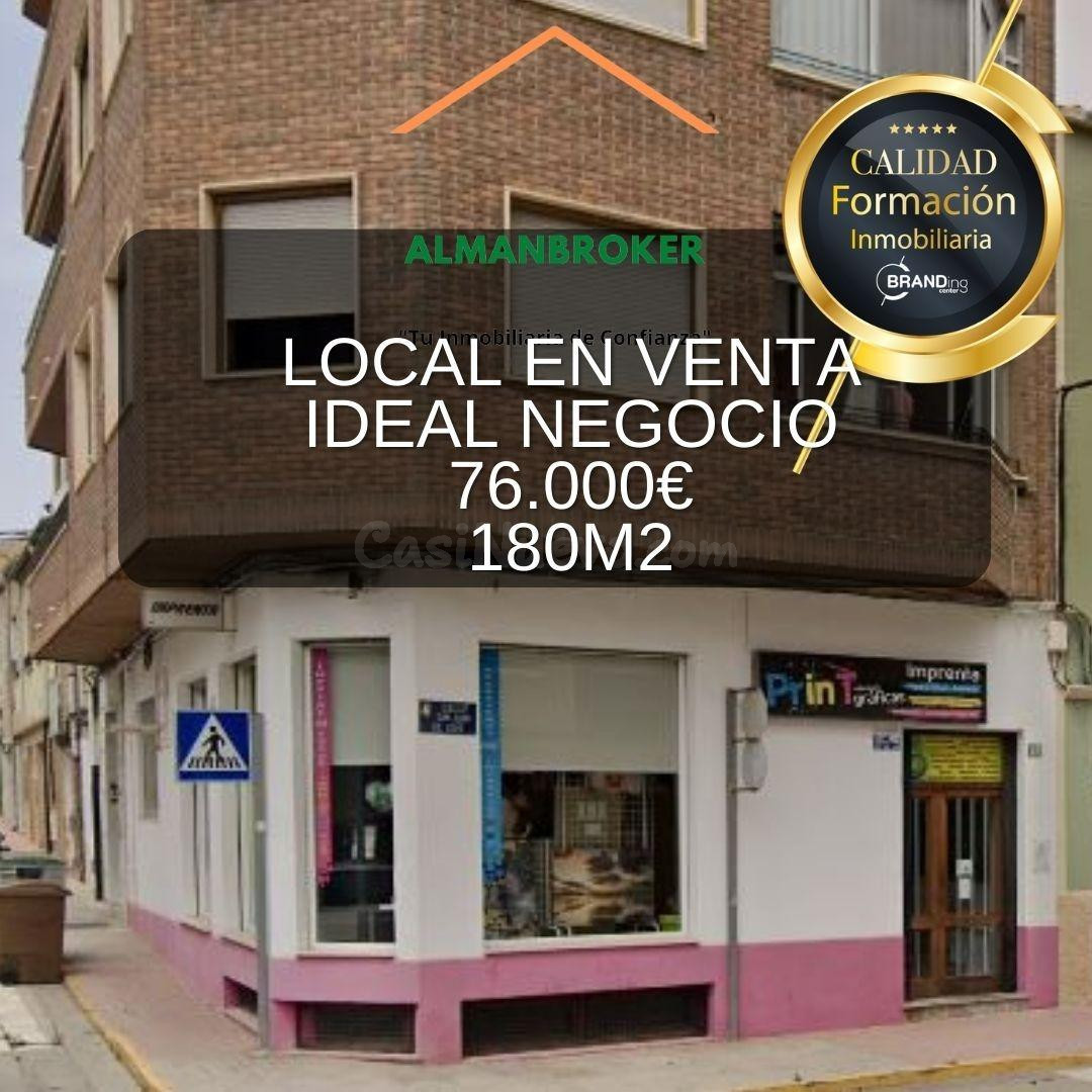 LOCAL Y ALMACEN. IDEAL PARA NEGOCIO.