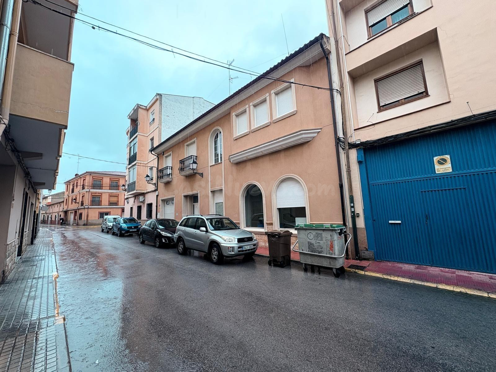 LOCAL DE 245M2 EN ZONA BARRIO SAN JUAN