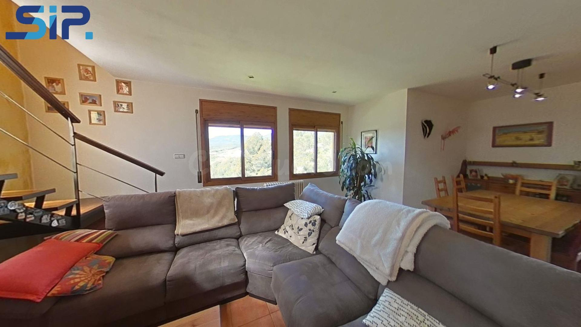 CASA EN VENTA EN FONT RUBI CON ESPECTACULARES VISTAS - foto 4
