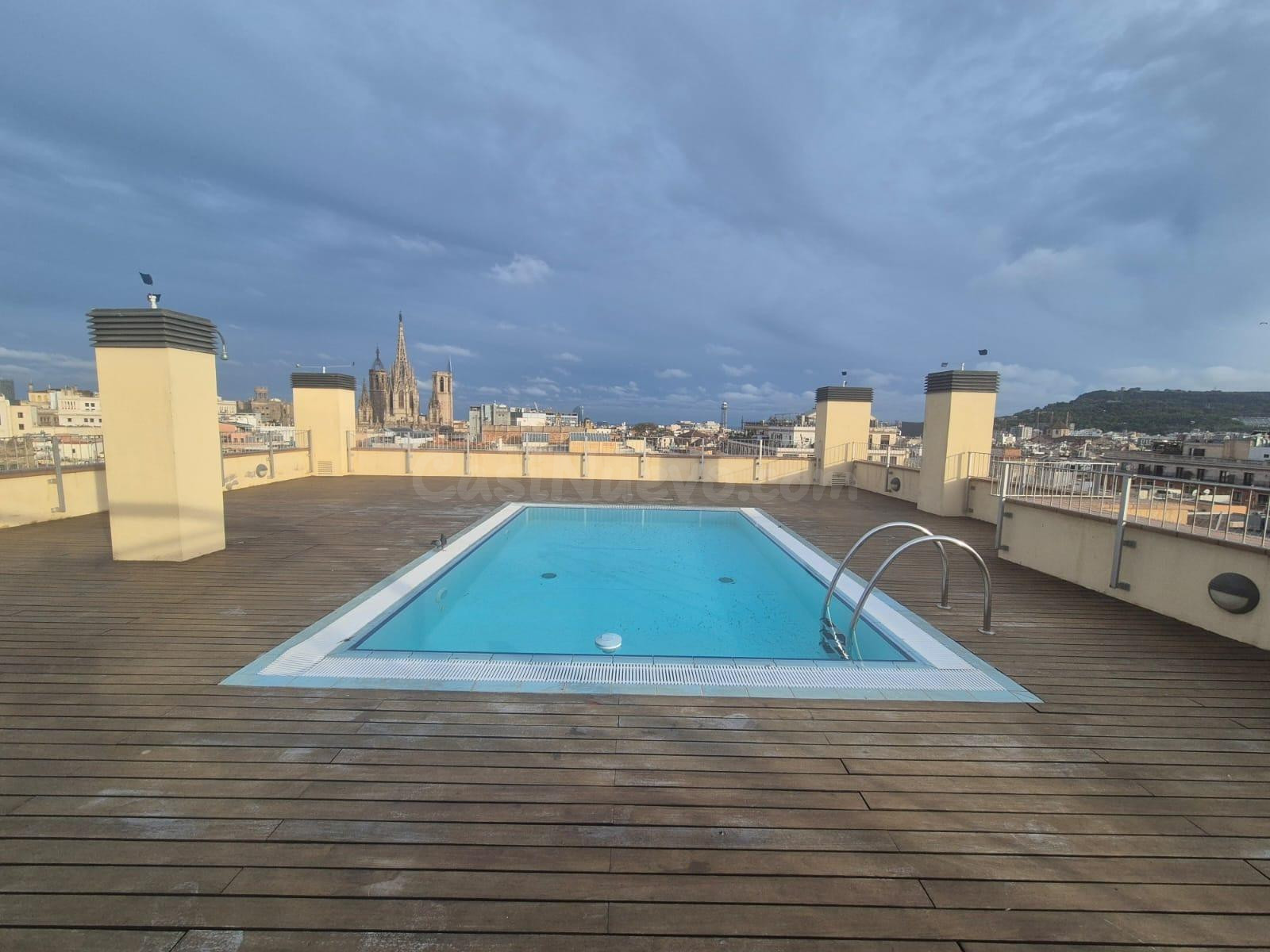 PISO EN EL CENTRO DE BARCELONA (BARRIO EL GÒTIC)