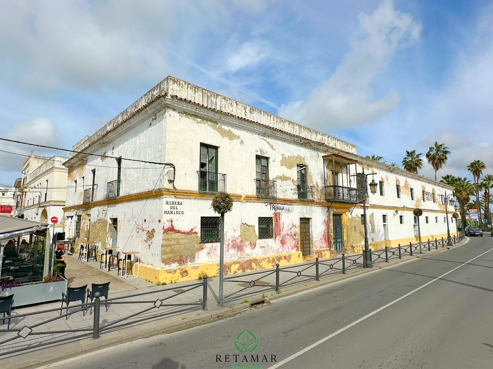 CASA HISTORICA CON VISTAS AL RÍO