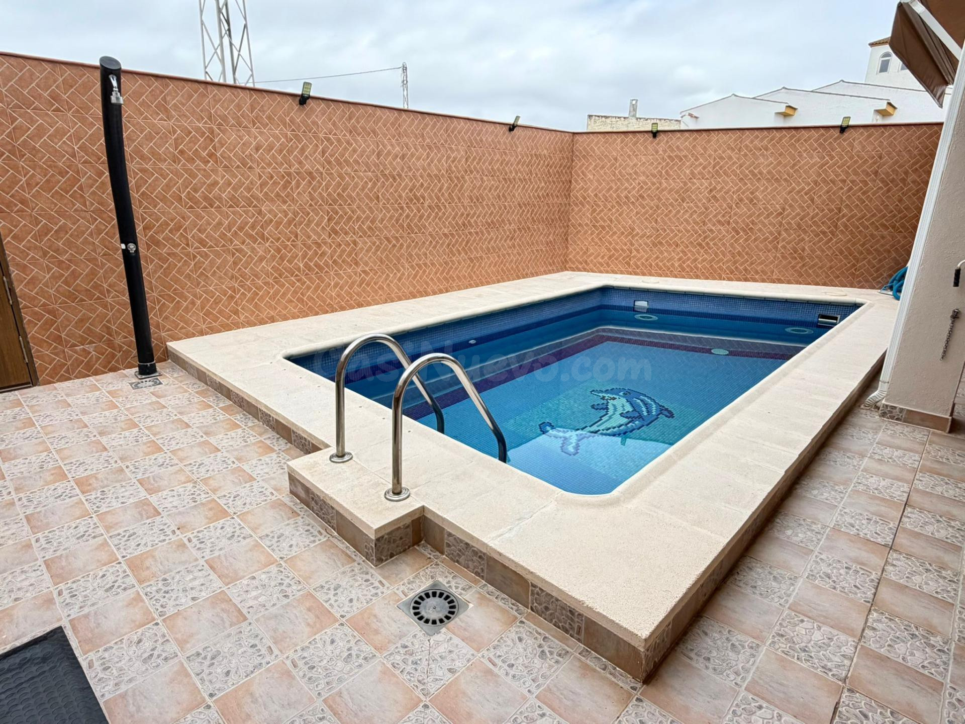 Majestuosa Casa con Piscina y Amplias Terrazas en Fuente de Piedra
