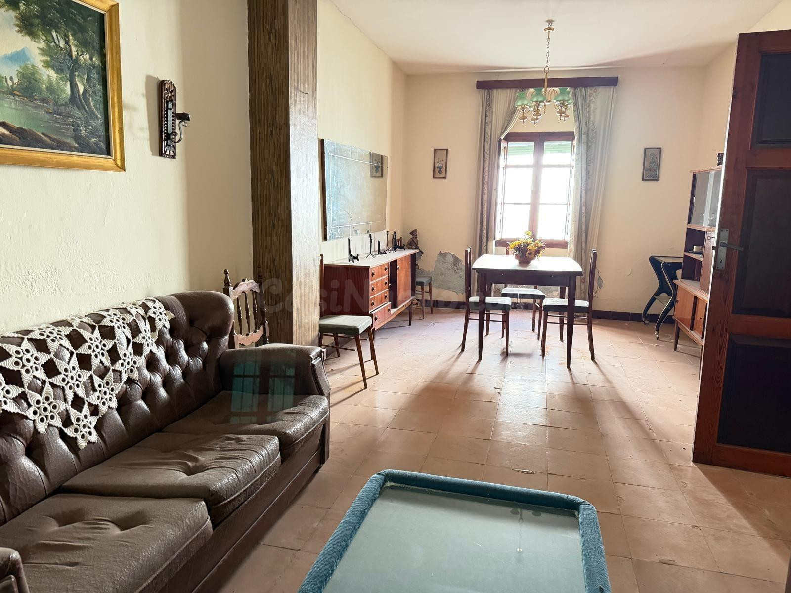 AMPLIA CASA SEÑORIAL EN FUENTE PIEDRA SALE A LA VENTA¡¡¡¡¡