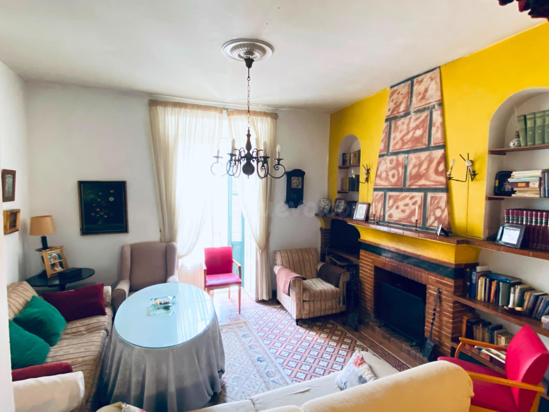 Amplia Casa en Campillos, Ideal para Personalizar a Tu Gusto - foto 3