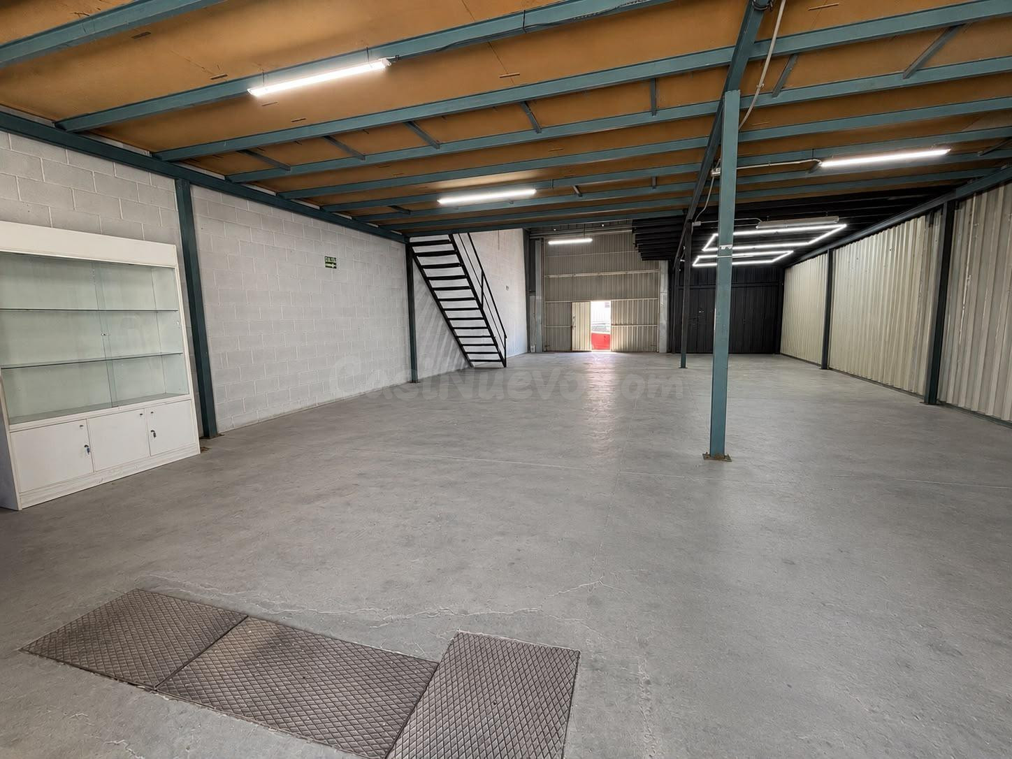 NAVE EN EL POLIGONO DE ANTEQUERA SALE A LA VENTA¡¡¡¡¡¡¡¡¡¡¡¡!!!!!!