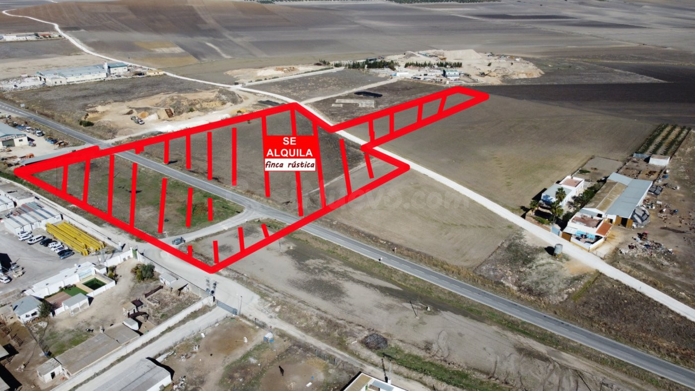 PERFECTA INVERSION como huerto solar- Parcela de 34.000 m2 aprox. cerca de PROCAVI