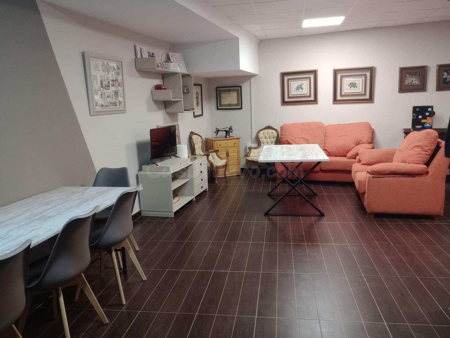 CASA CÉNTRICA Y MODERNA EN MOTRIL