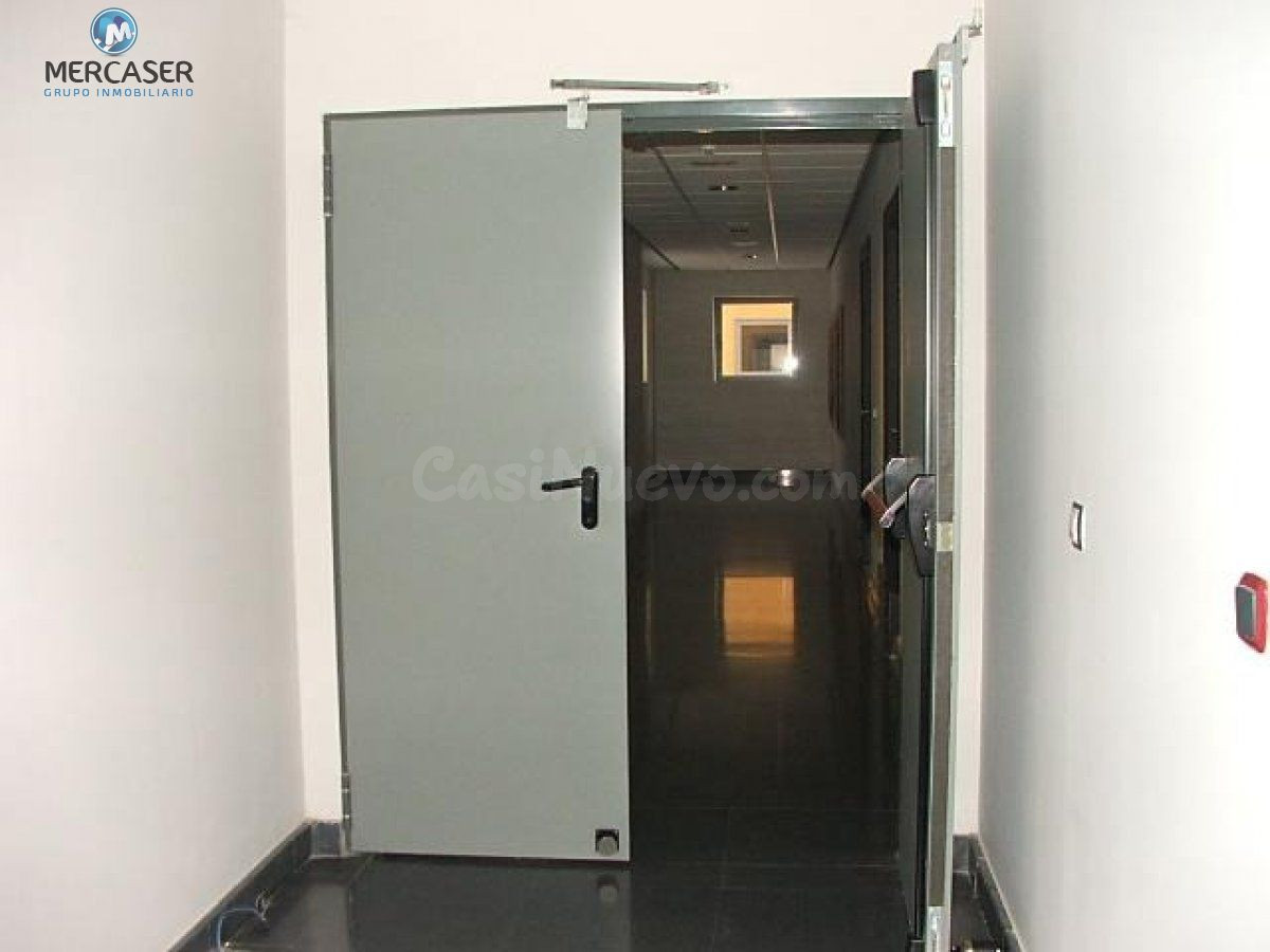 Oficina en venta en c. francisco aritio, 158, Guadalajara, Guadalajara