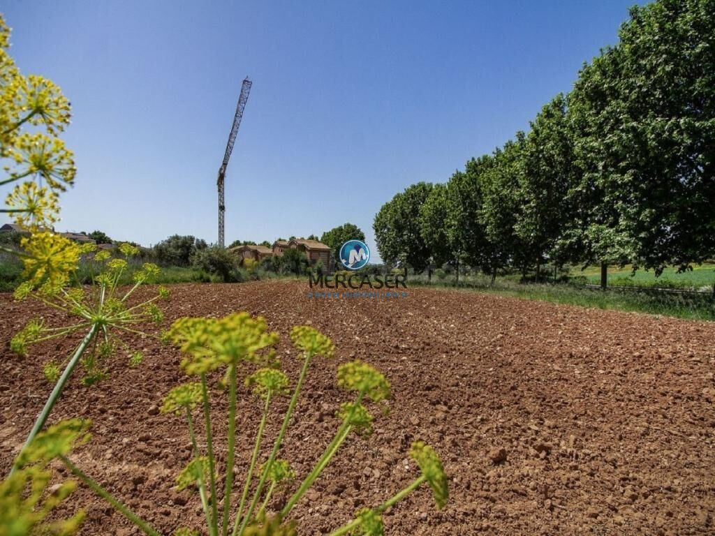 Terreno urbanizable en transformación en venta en sr-1, Cabanillas Del Campo, Guadalajara