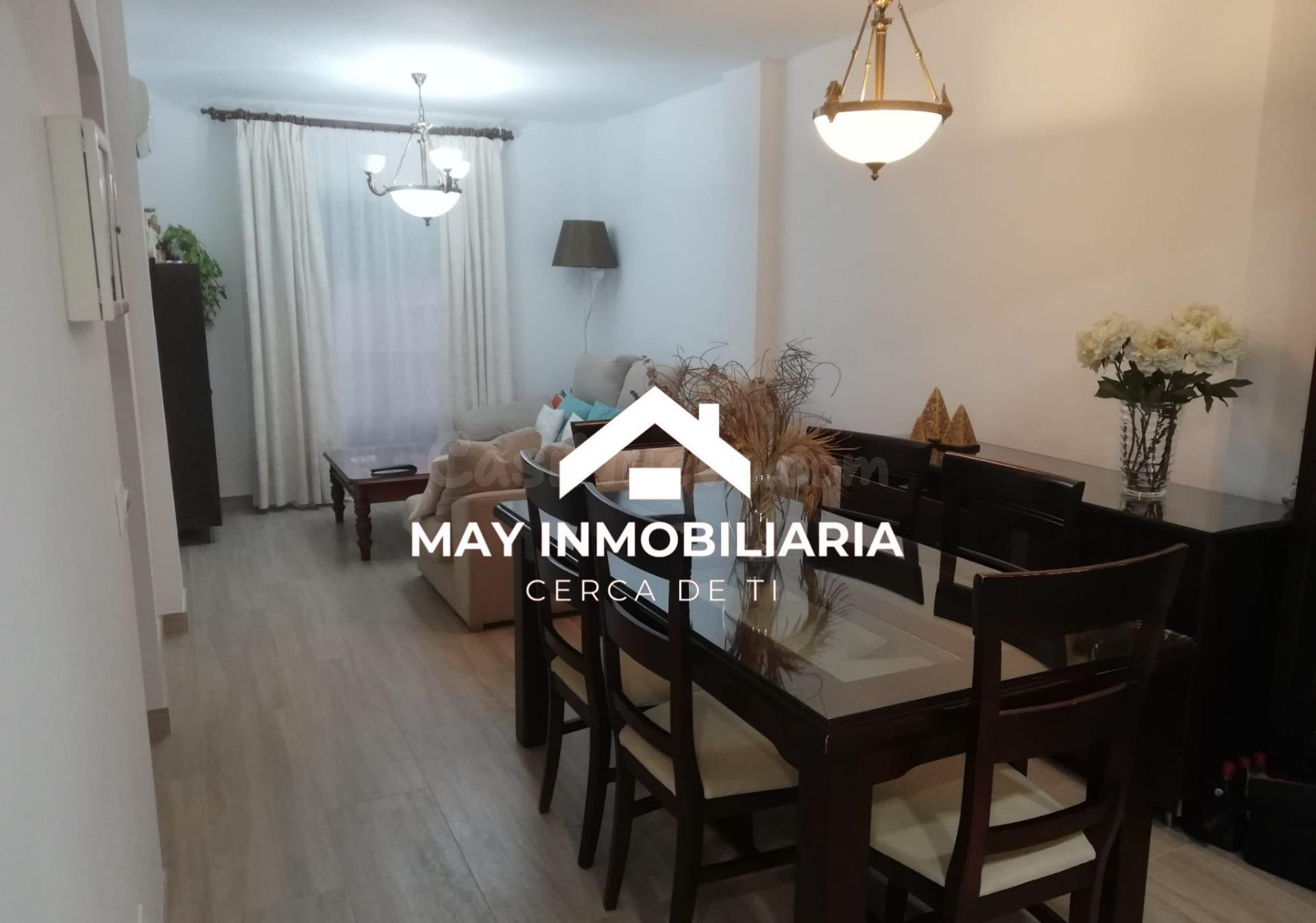 CASA ADOSADA EN VENTA EN LA PUEBLA DEL RIO - foto 3