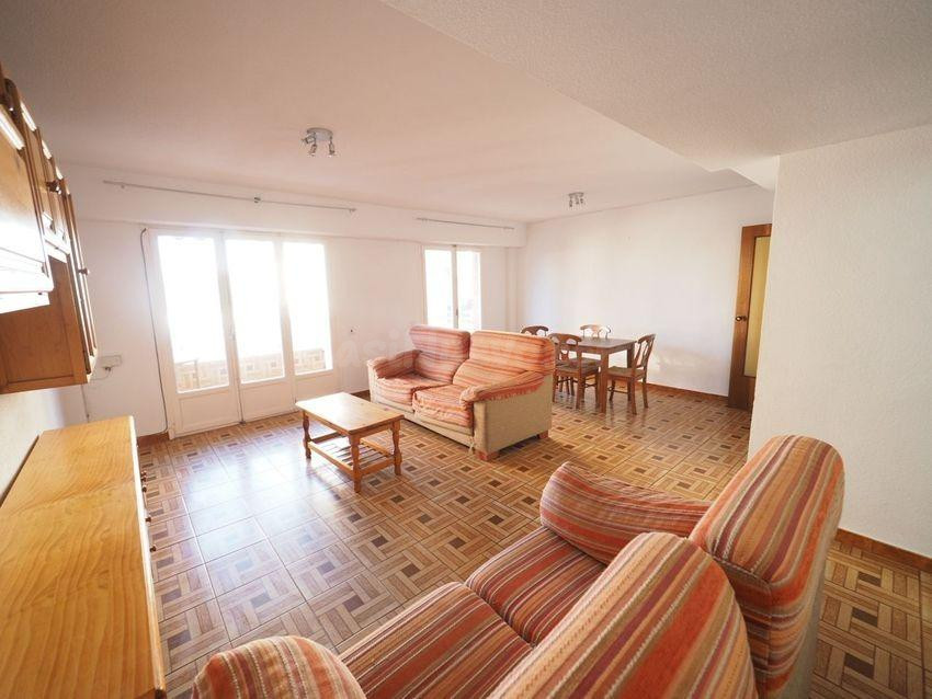 Amplia vivienda en el centro de Mutxamel.