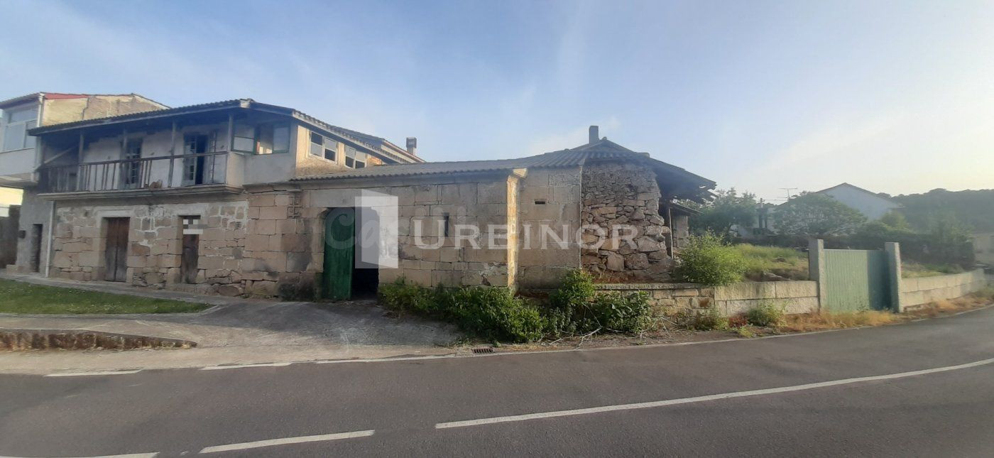 CASA Señorial, con finca para reformar. COLES. - foto 2