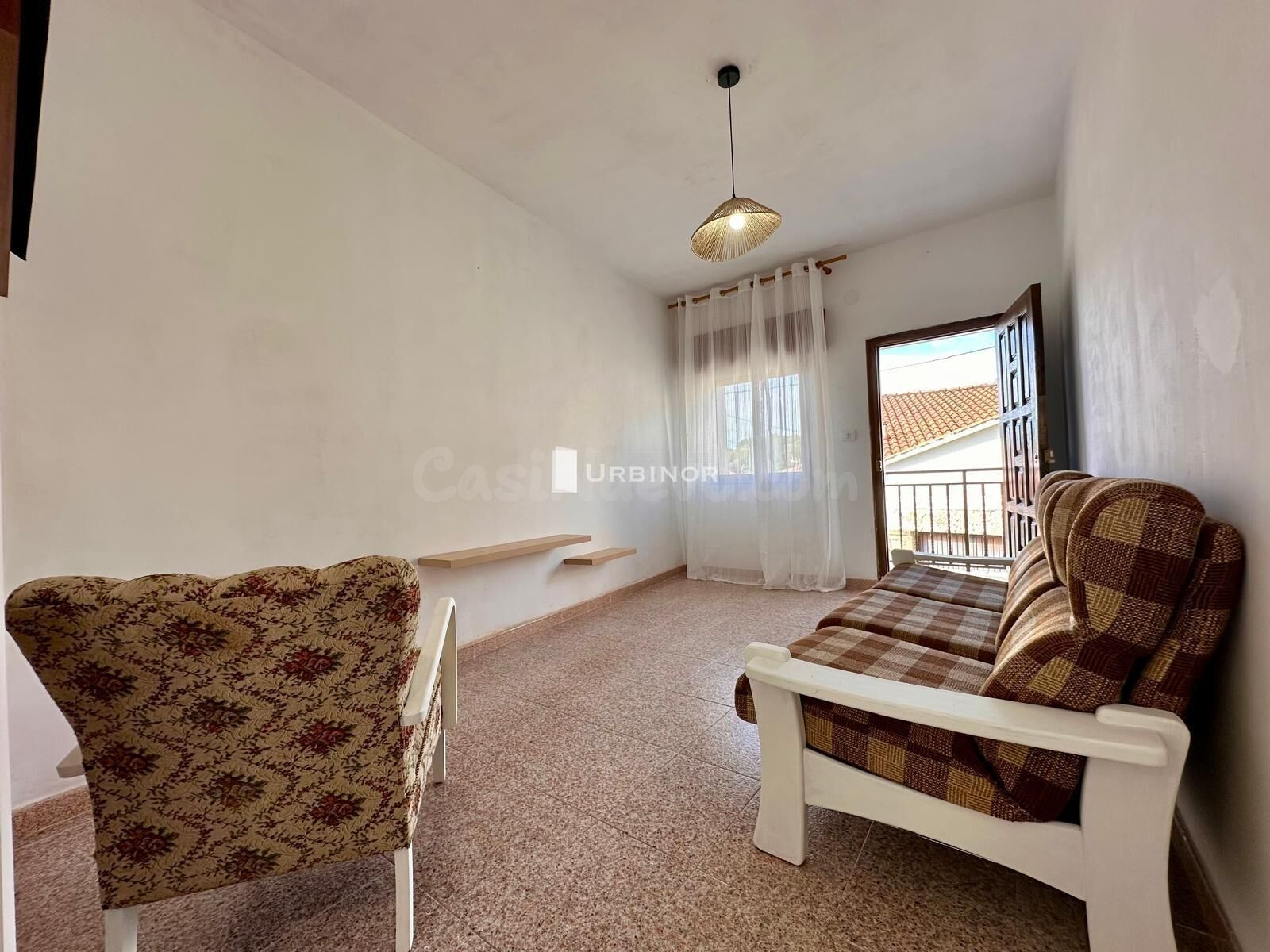 Casa lista para entrar a vivir. Cerca Pitón. (VILAMARIN)