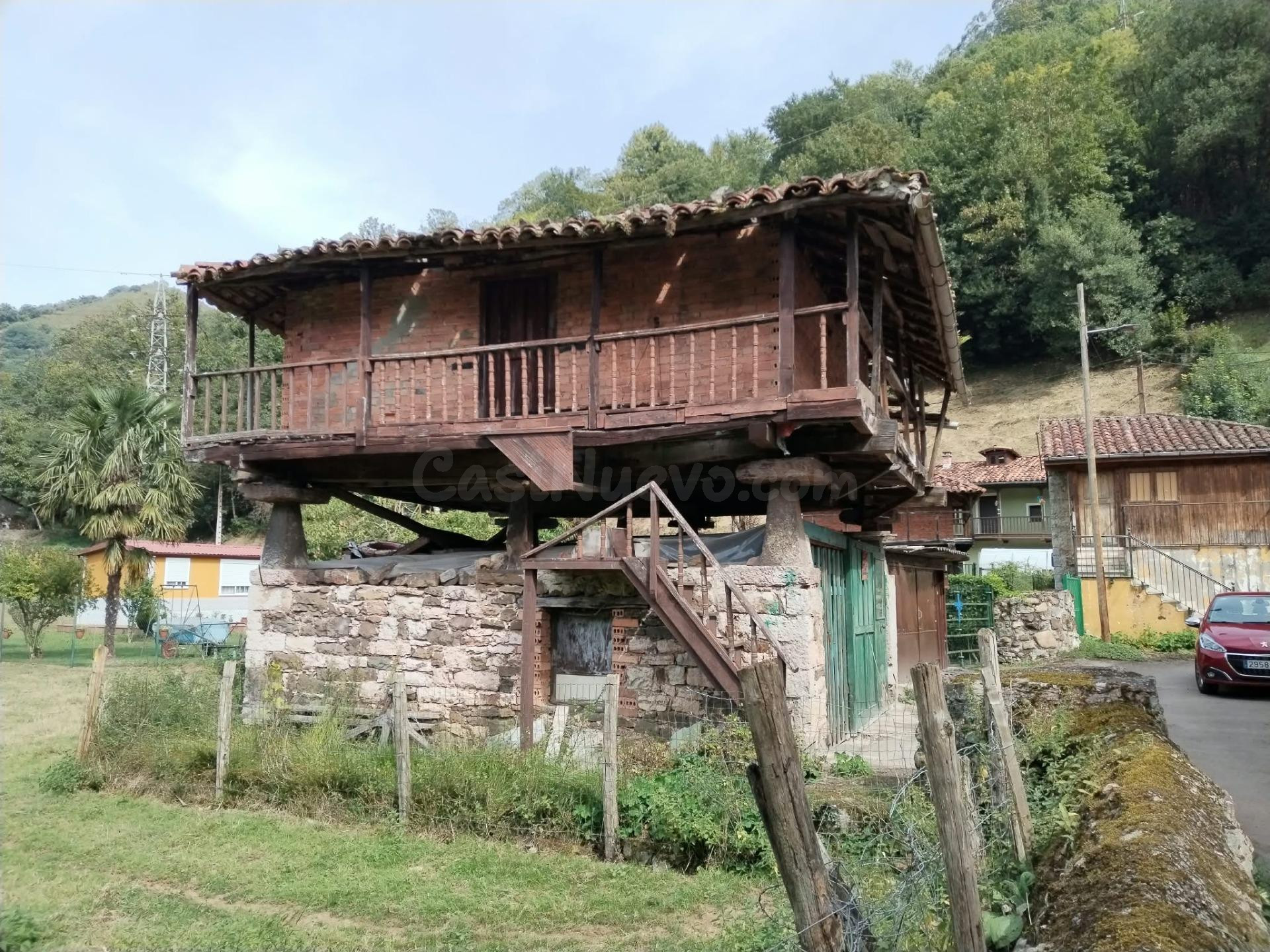 Encantador Hórreo Asturiano para Restaurar y poder hacer vivienda !!!! en El pedregal San Andrés de Trubia a 15 minutos de Oviedo !!!!