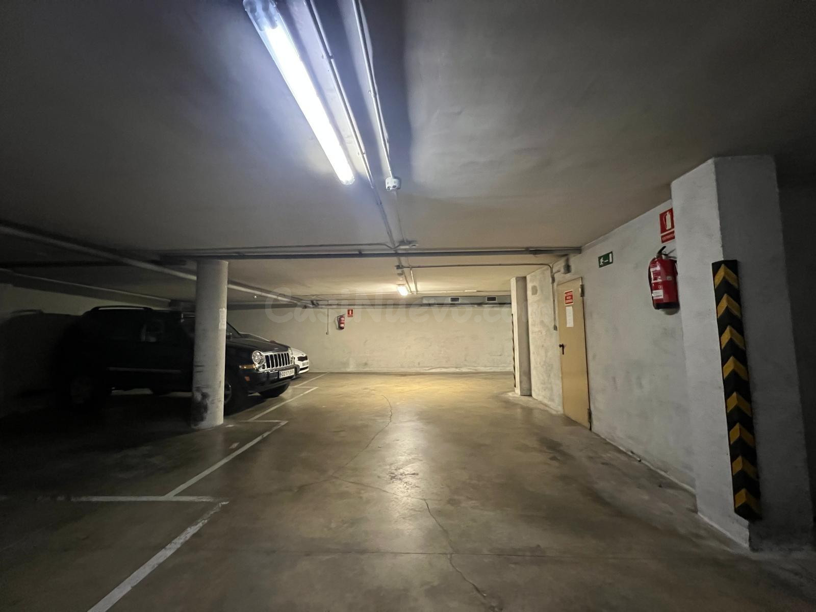PARKING EN ZONA PG MATA