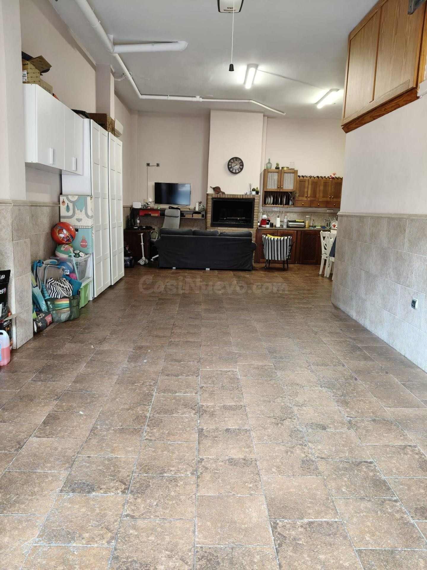 CASA SOBRE LOCAL EN ZONA PINTOR ROSALES - foto 2