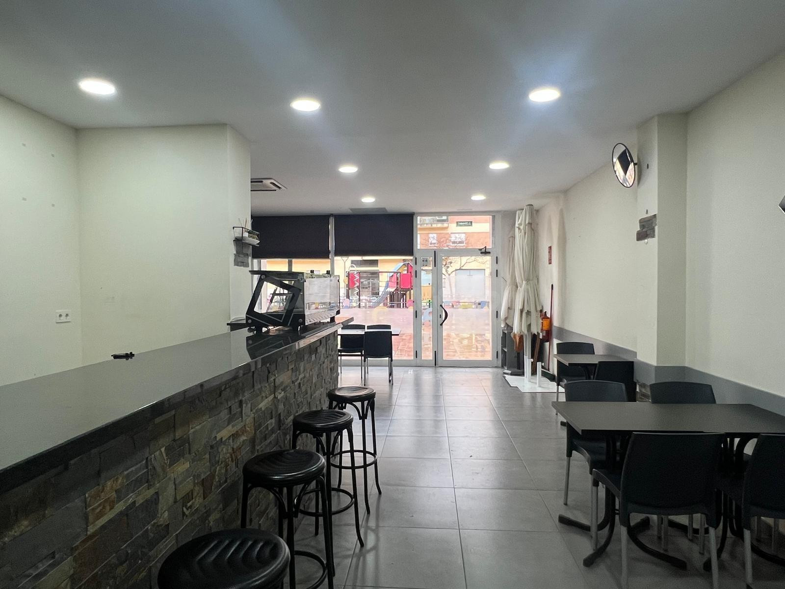 LOCAL BAR /RESTAURANTE EN VENTA O ALQUILER CON OPCIÓN A COMPRA