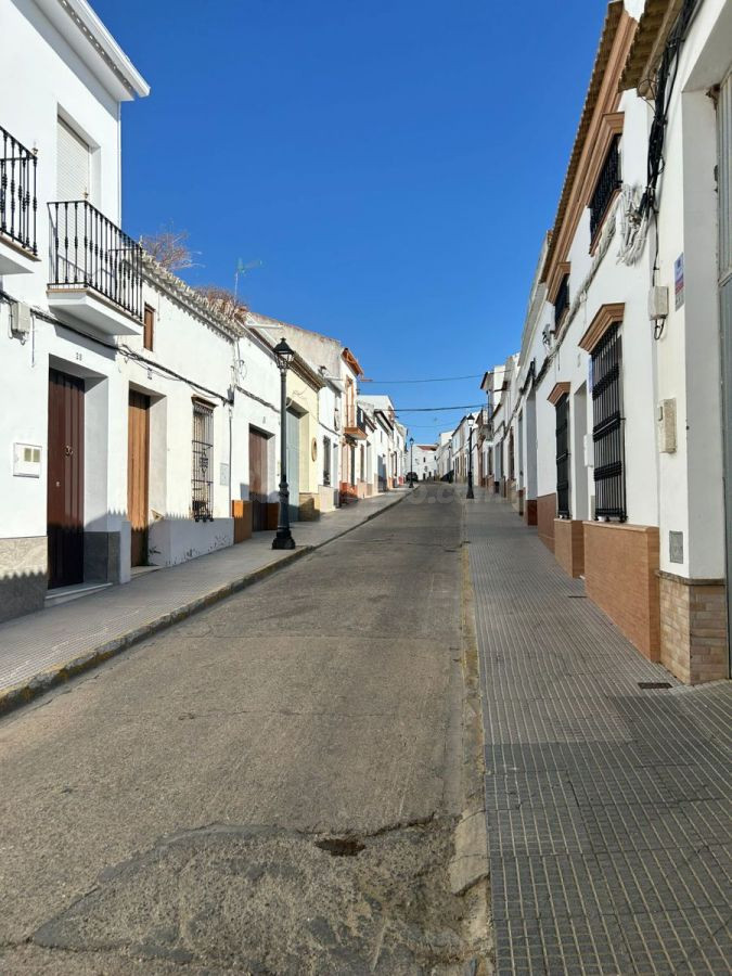 Casa a dos calles en Bollullos