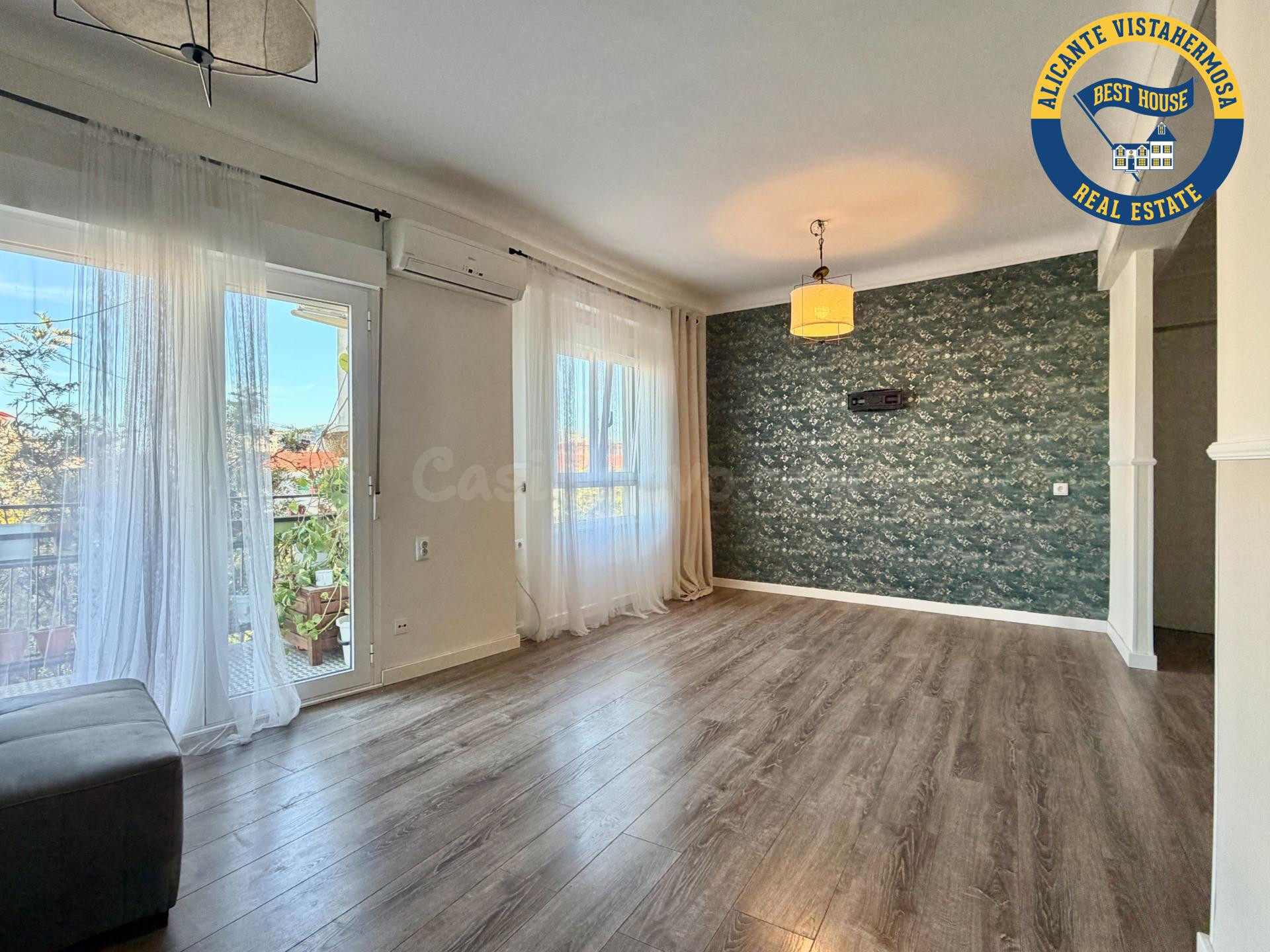 Piso en venta en Plá Del Bon Repos