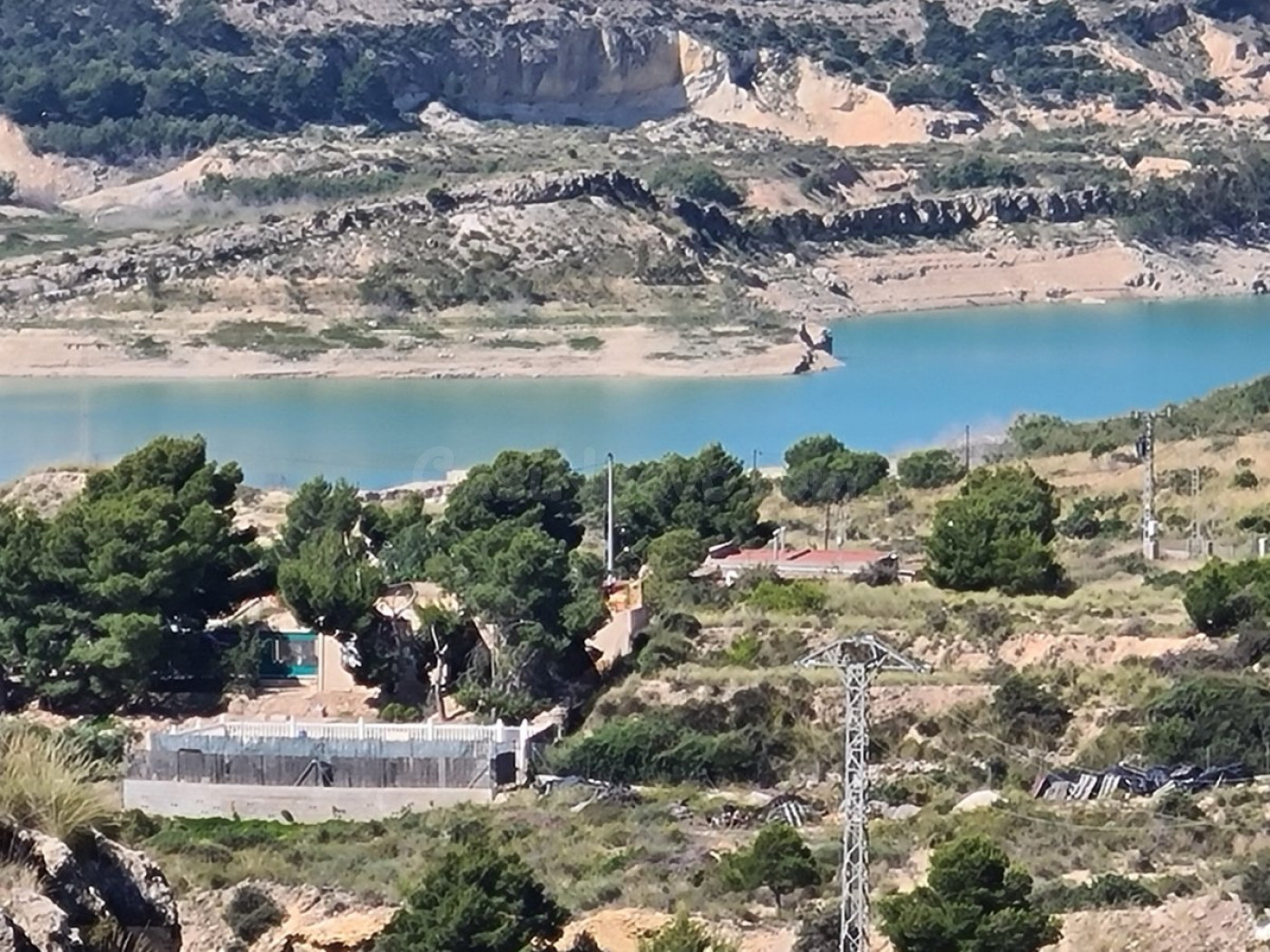 Parcela en el Pantano de Crevillent
