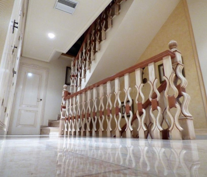 SE VENDE CASA  (PARQUE NUEVO)