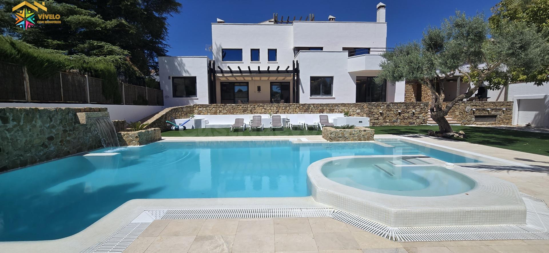 Villa de Lujo en Ronda. Magnificas Calidades - foto 2