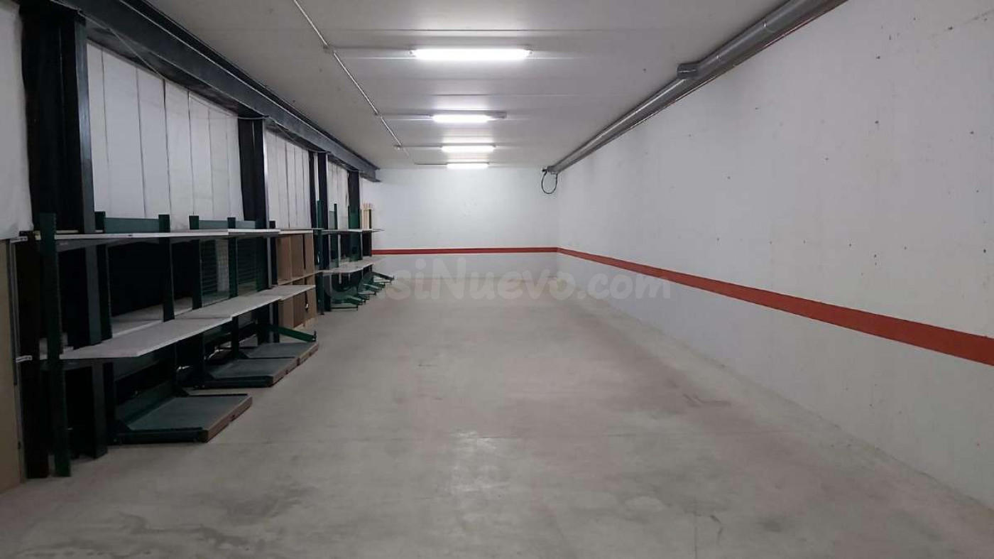 Local comercial 400m² en alquiler - Mollina