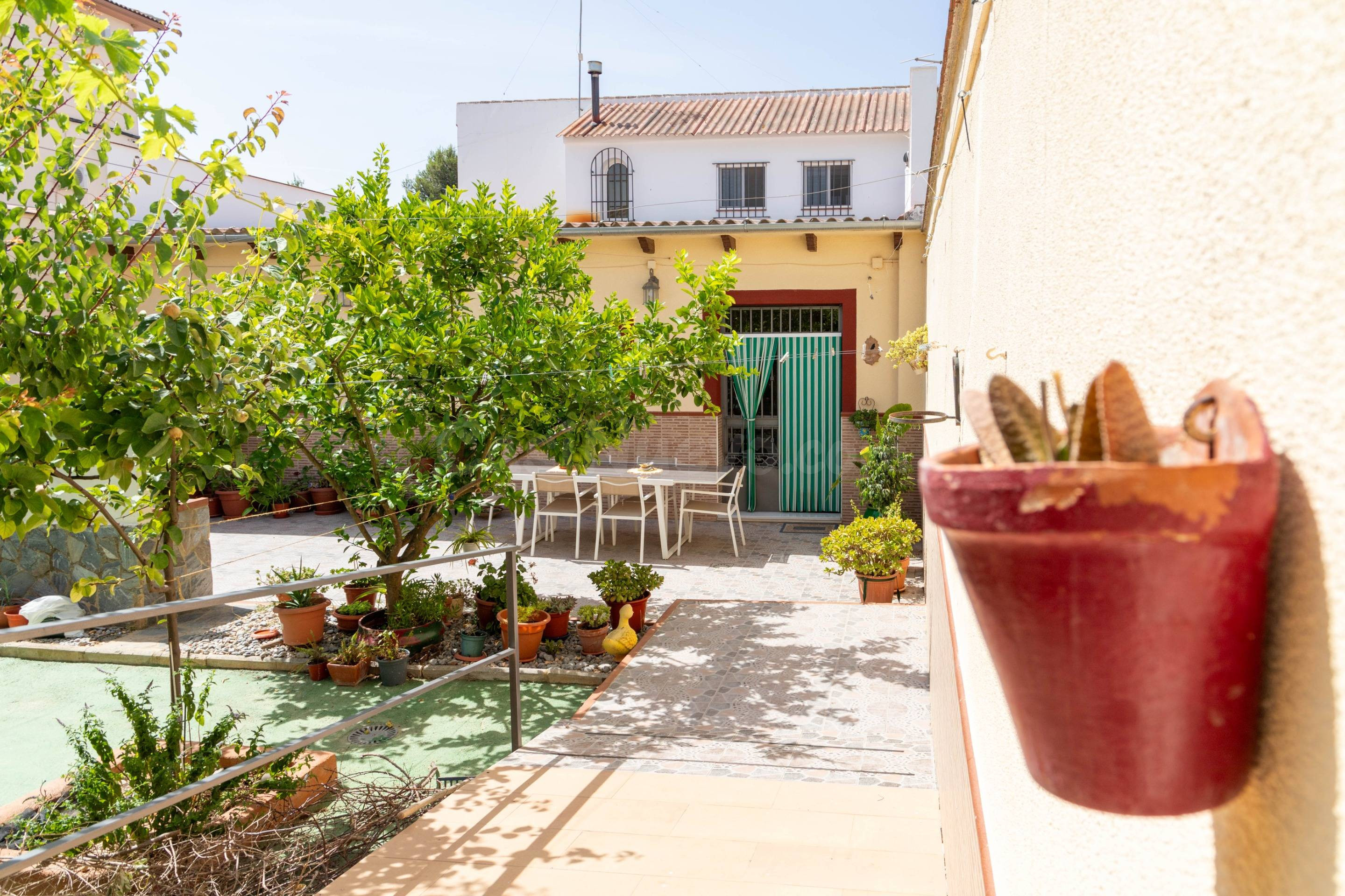 Casa independiente con patio