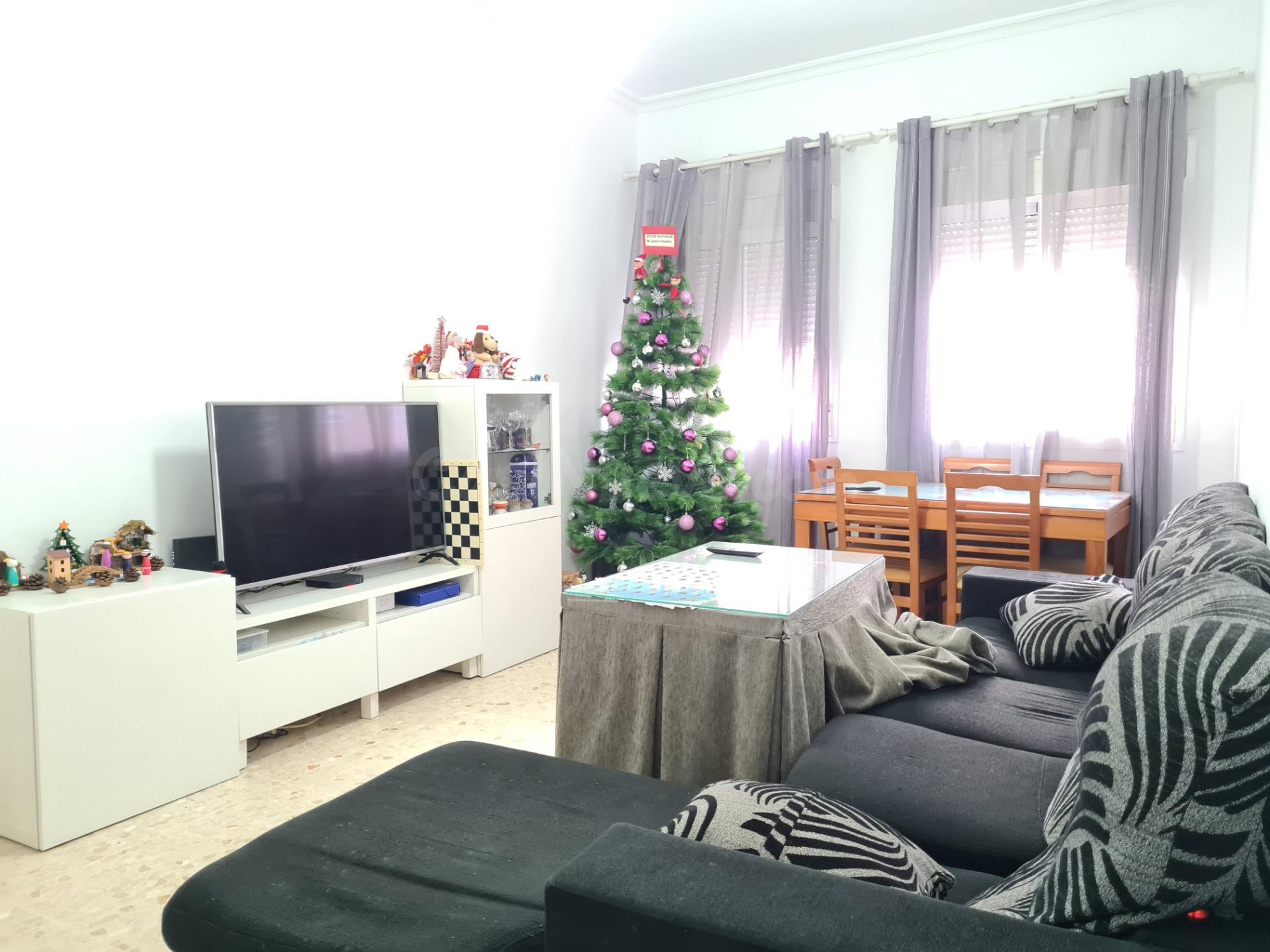 CASA UNA PLANTA EN BELLAVISTA