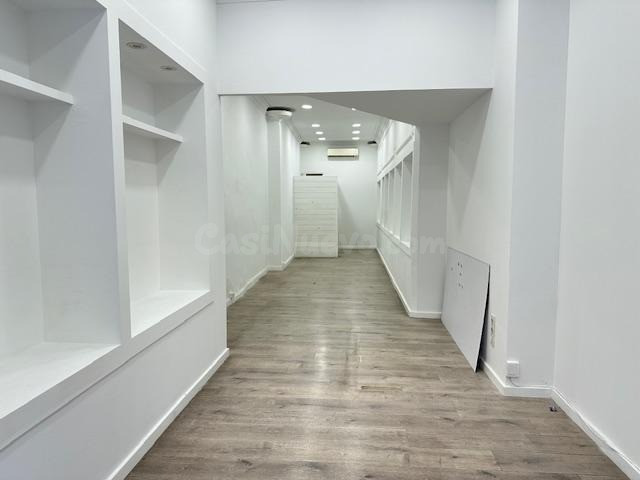 LOCAL COMERCIAL EN MANRESA