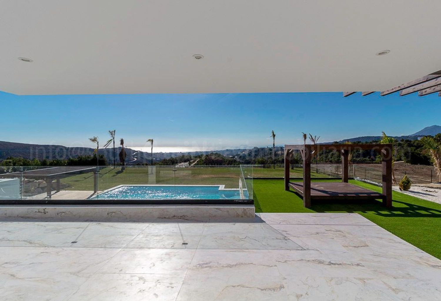 Chalet 6 habitaciones 1200m² en venta - Montemayor-Marbella Club