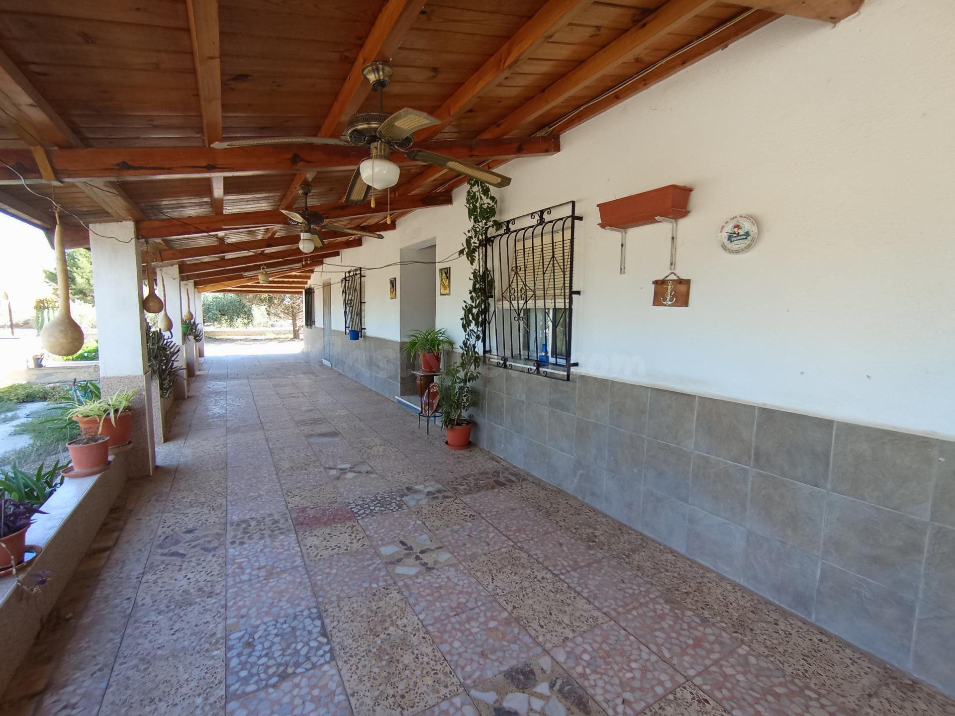 CASA DE CAMPO DOBLE CON TERRENO JUNTO A LA ESTACIÓN DE PUERTO LUMBRERAS