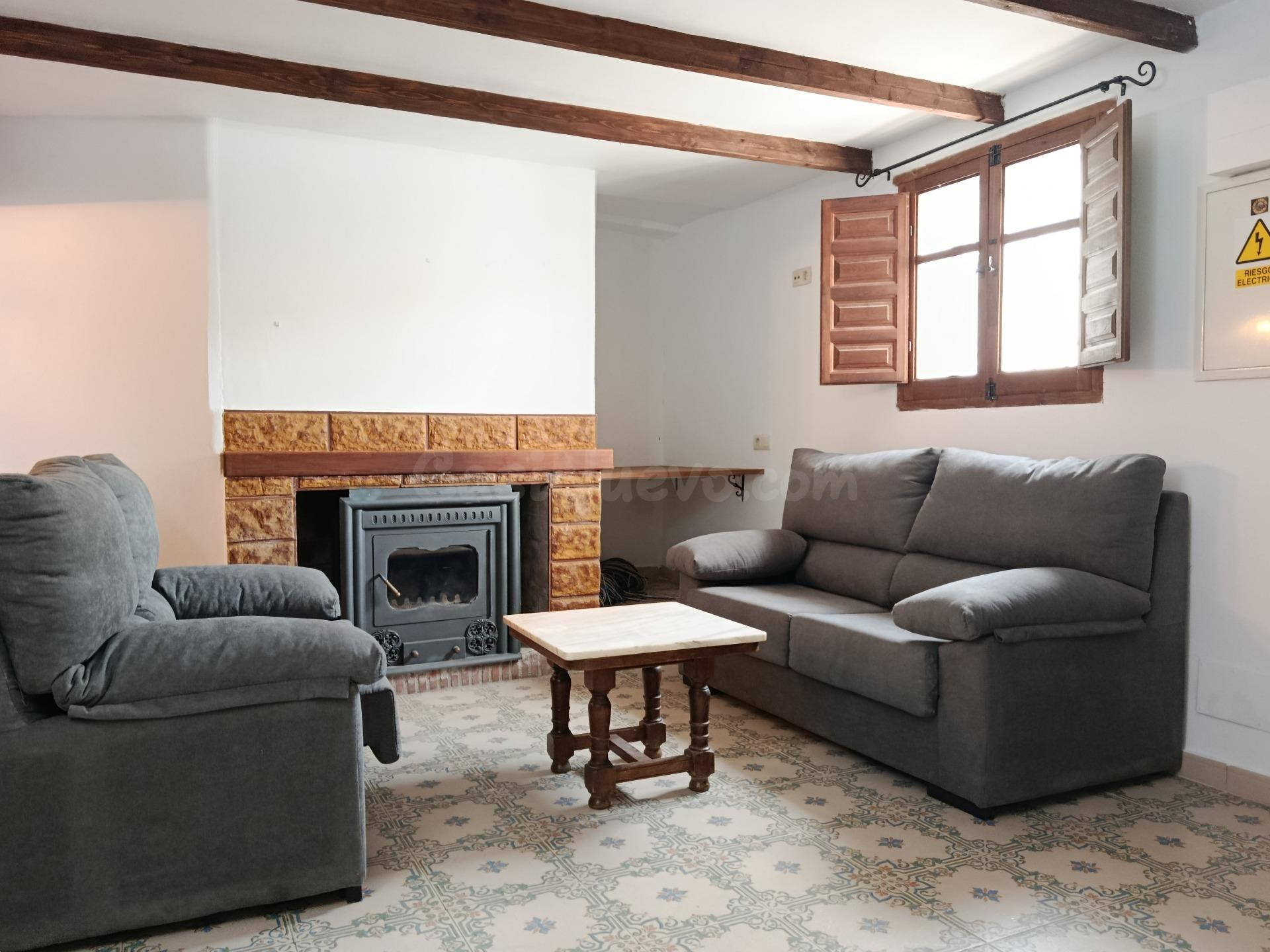 Dos casas, con sala de Jacuzzi y reformada a la venta en La Paca, Lorca