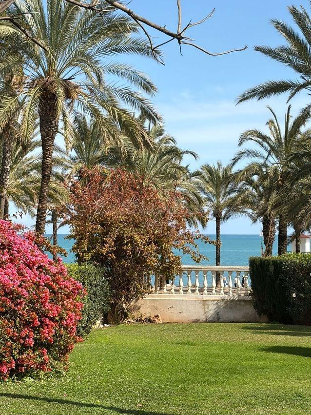 Espectacular Piso en Primera Línea de Playa en Torremolinos - La Carihuela