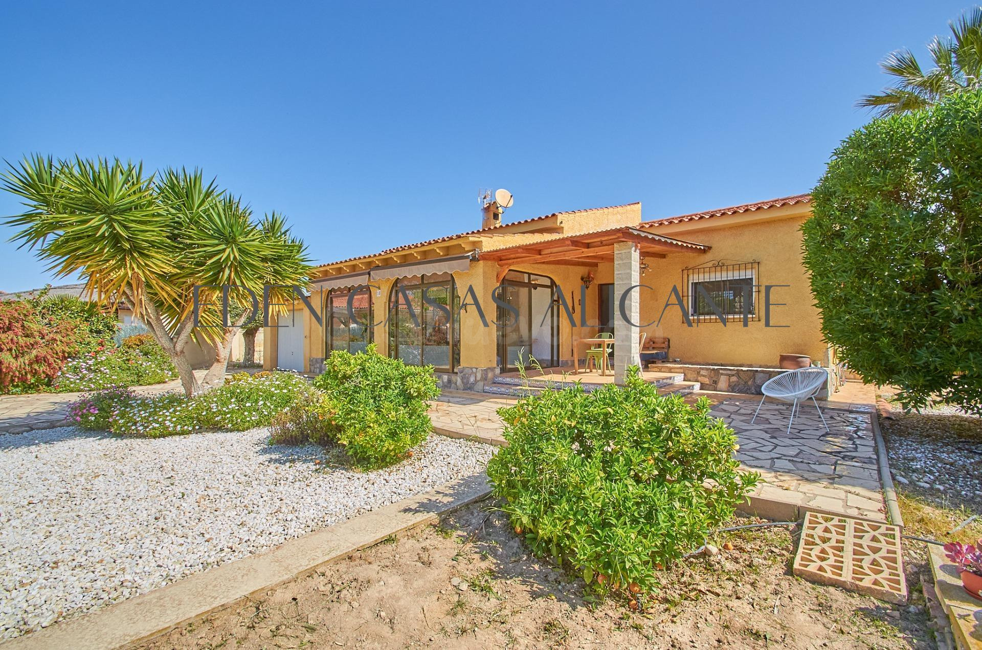 REF 01490 Chalet independiente Busot