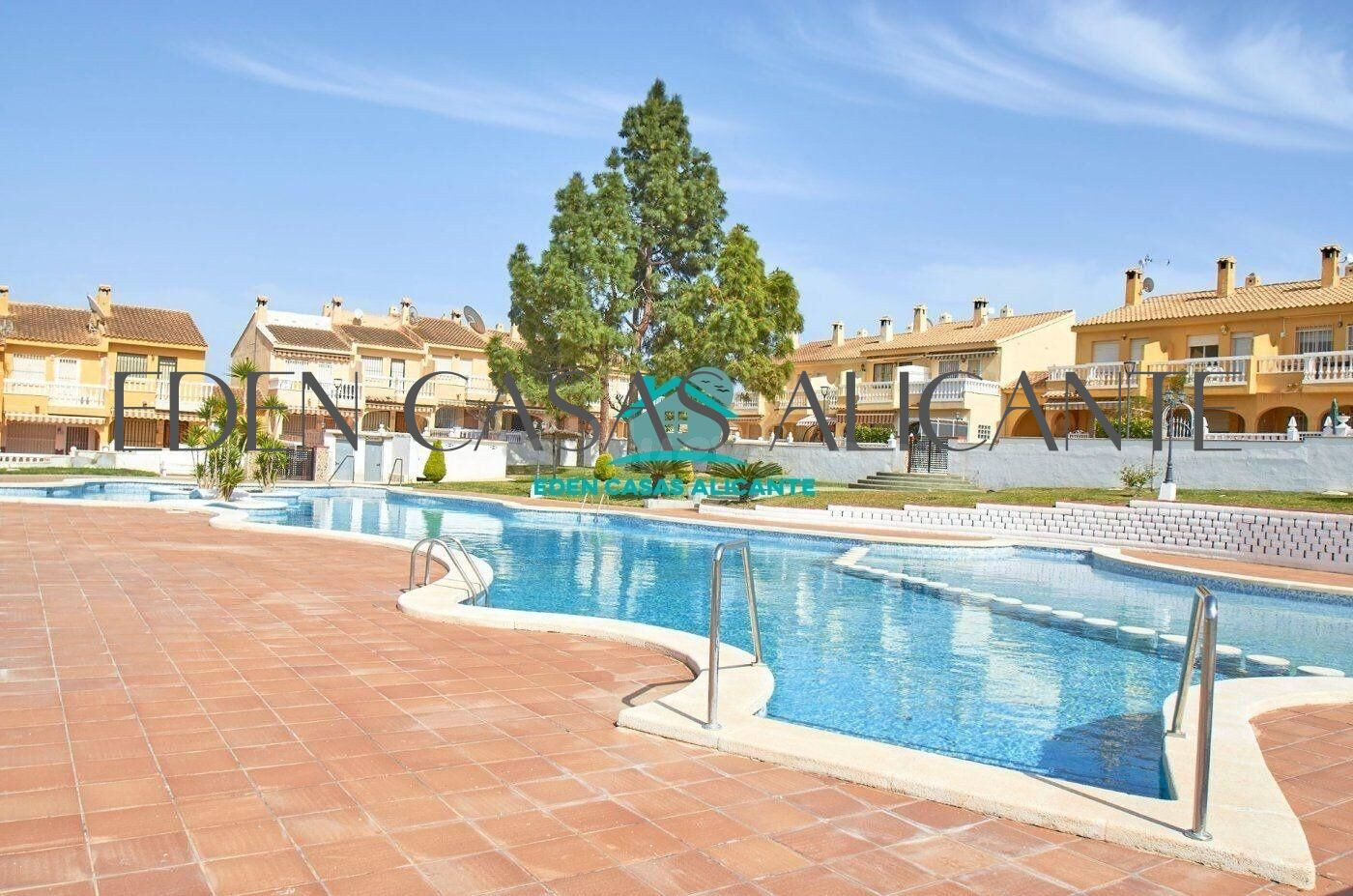 REF. 01486 Adosado en El Campello, a la venta en Lanuza