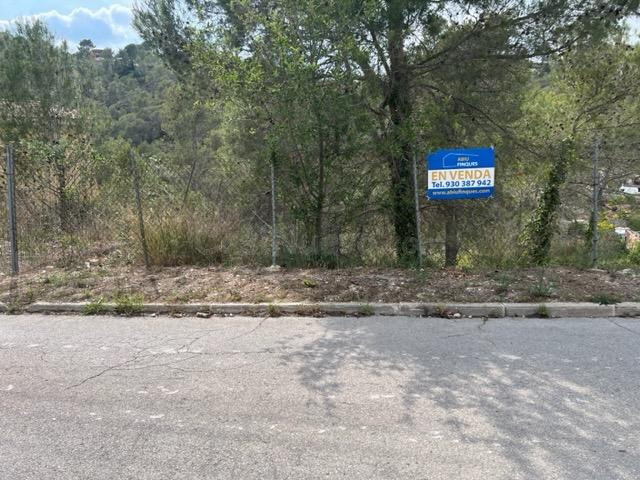 TERRENO EN VENTA EN LA ZONA DE VORA SITGES ( CANYELLES )