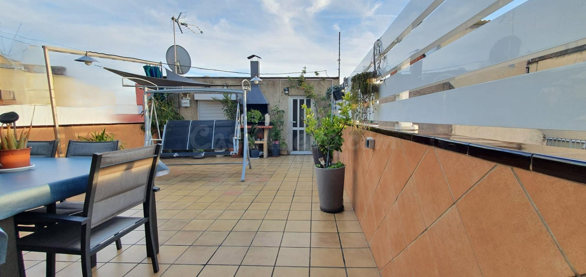 CASA CANTONERA REFORMADA CON LOCAL-GARAJE EN LA CREU DE BARBERA