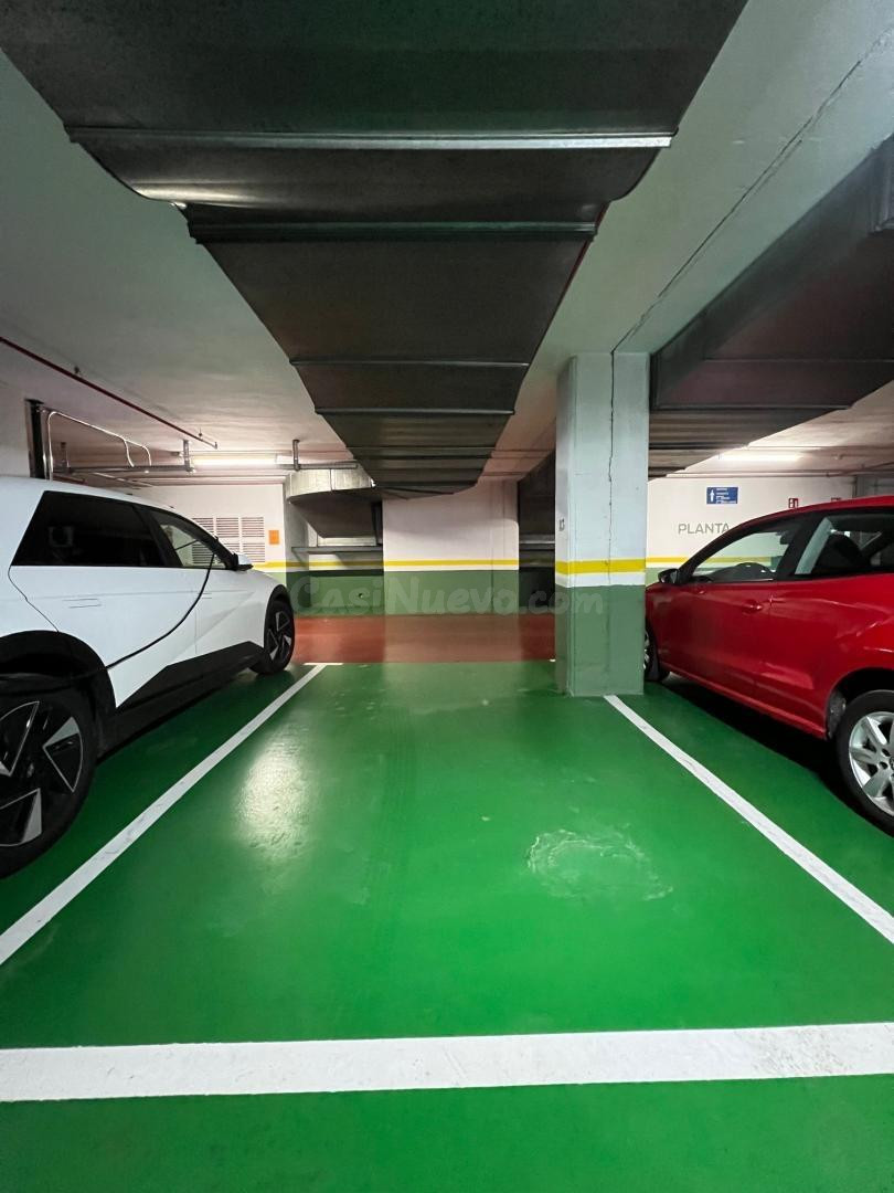 PLAZA DE PARKING JUNTO AL MERCAT CENTRAL- SABADELL