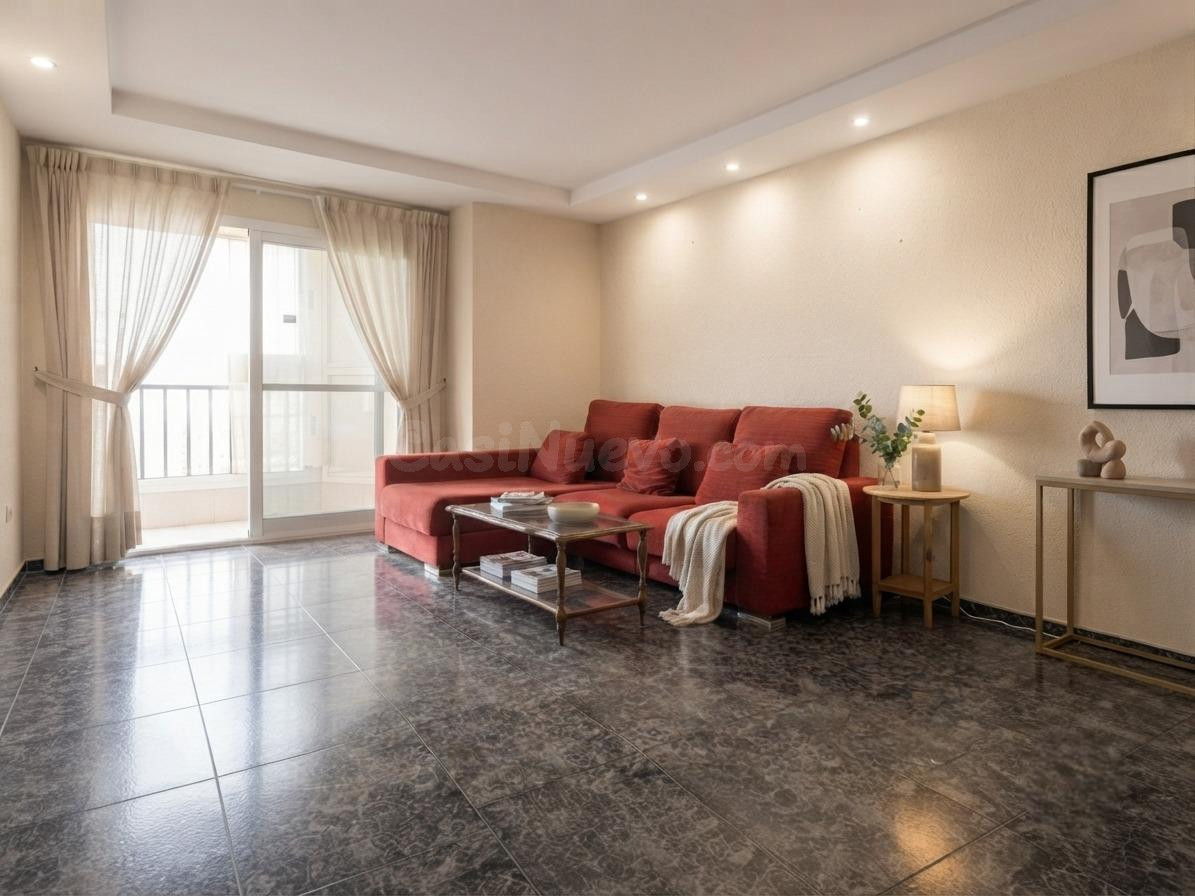 EXCLUSIVA VIVIENDA CON IMPRESIONANTES VISTAS AL MAR Y AL PUERTO DE ALICANTE