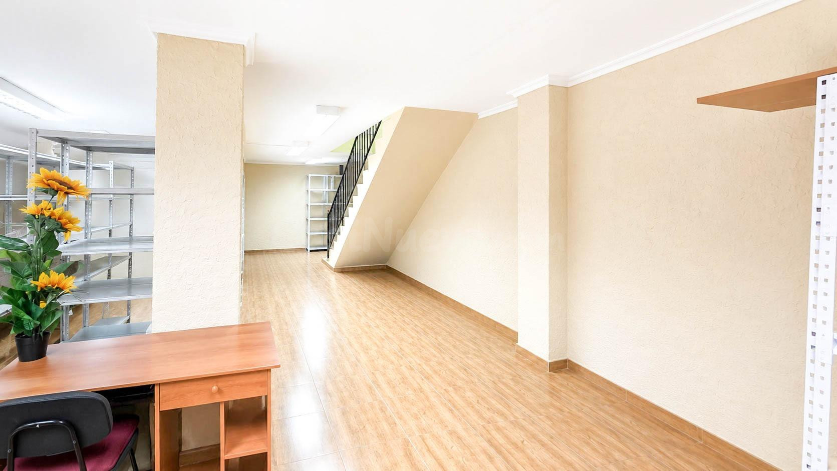 SE VENDE LOCAL CON POSIBILIDAD DE VIVIENDA O NEGOCIO