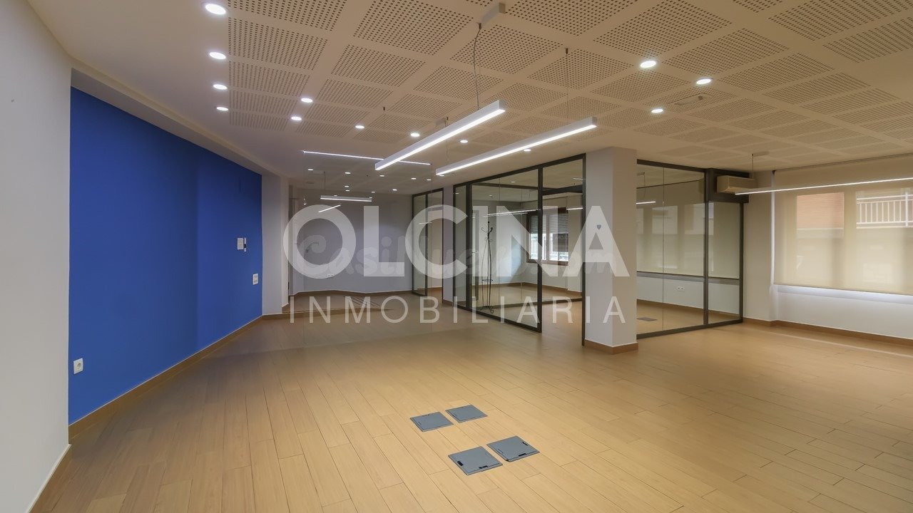 Magnífico Local RECIÉN REBAJADO en alquiler en pleno centro de Ibi!