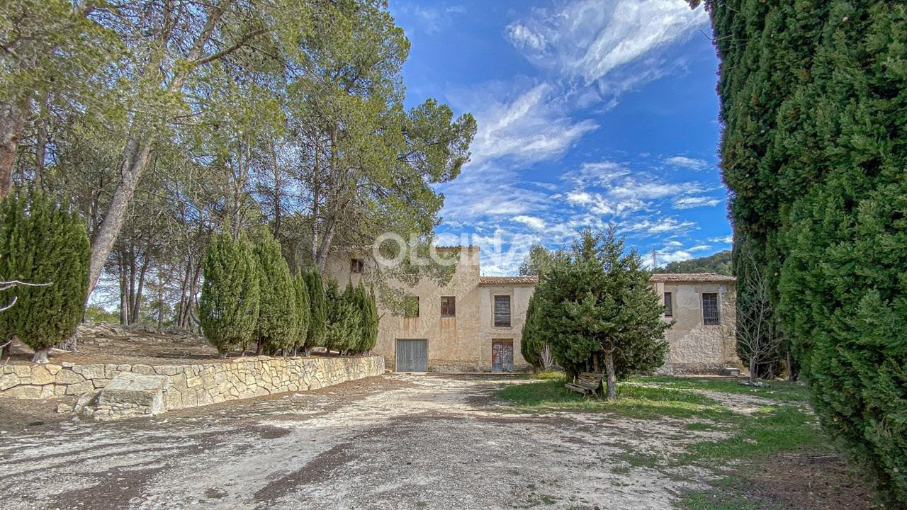 Preciosa masía en Sierra de Mariola