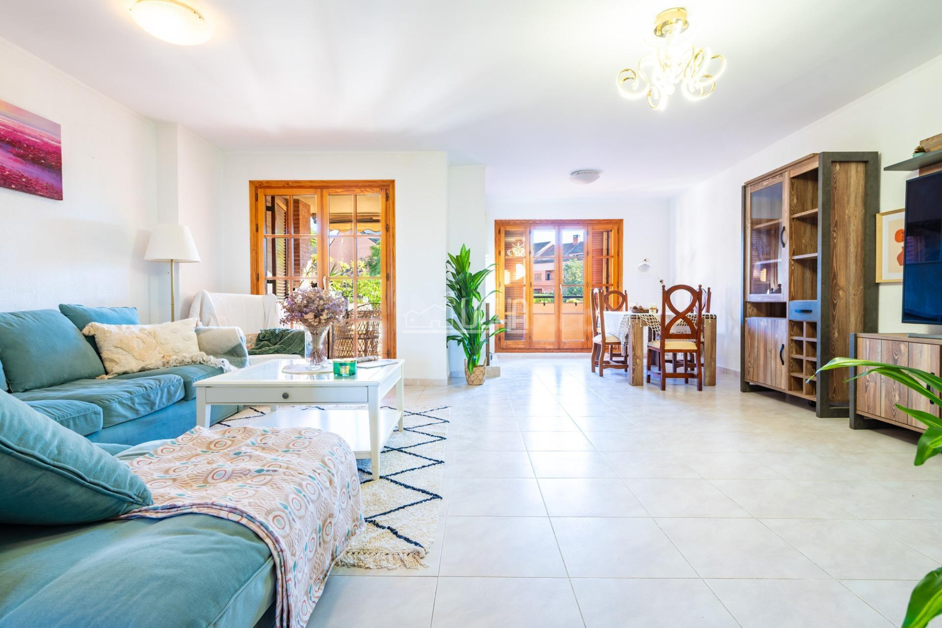 Pareado 4 habitaciones 327m² en venta - Urb. Mas Camarena