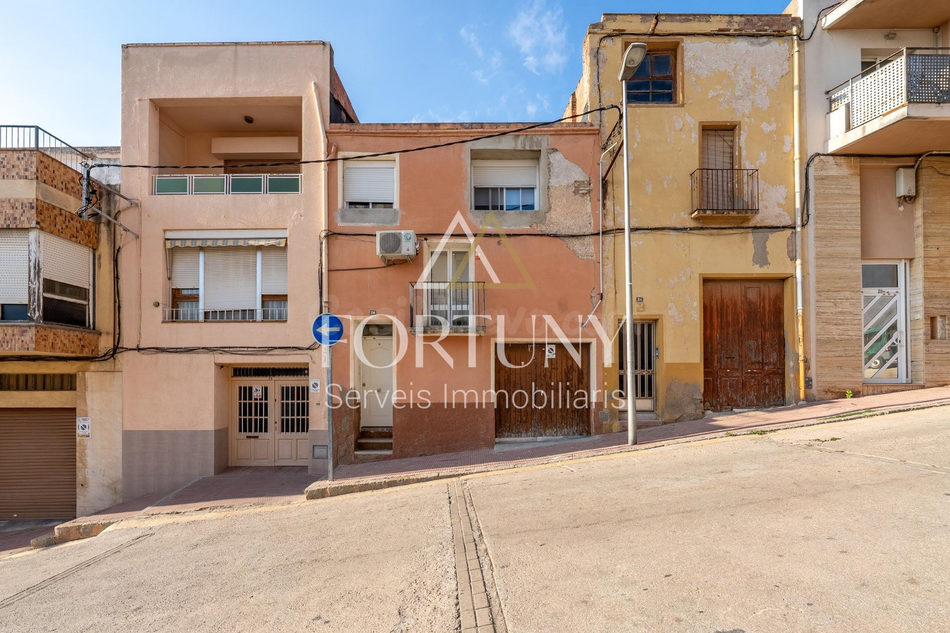Casa adosada en venta en Calle Sant Vicenç, Constanti.