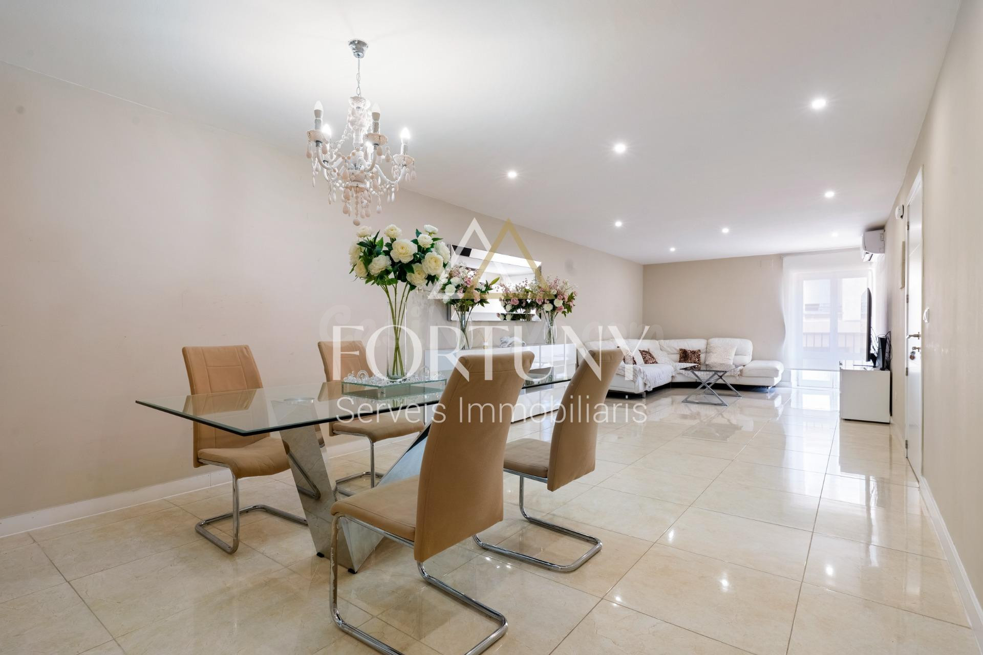 Casa adosada en venta en Calle Sant Vicenç, Constanti. - foto 5