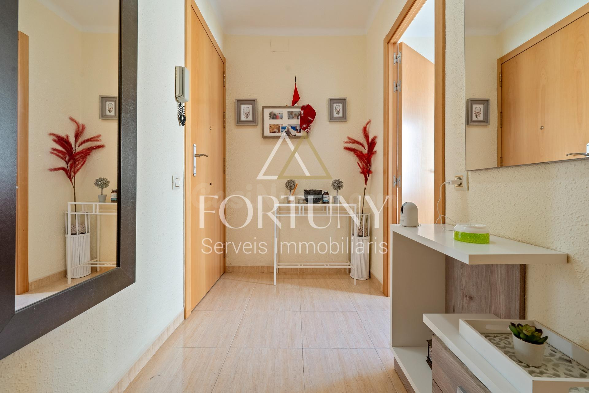 Piso en venta Calle General Moragues, Reus. - foto 3